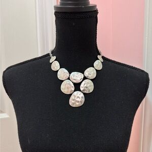 NWT Hammered Disc Abstract Silver Statement Necklace - Bib Necklace